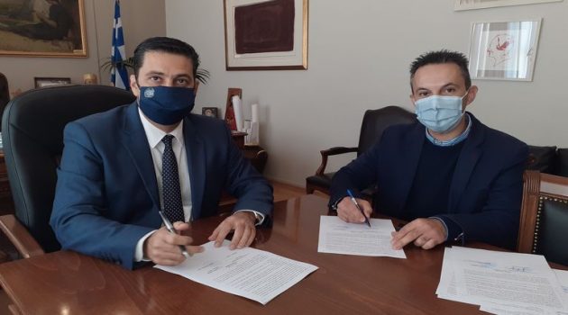 Δήμος Αγρινίου: Υπογραφή της σύμβασης για το έργο στην περιοχή της Αγίας Βαρβάρας
