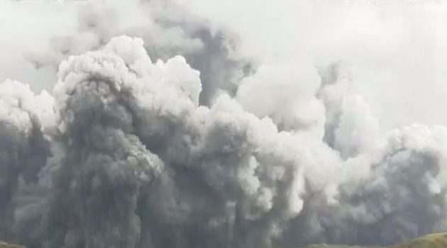 Ιαπωνία: Ηφαιστειακή έκρηξη στο Όρος Άσο (Video)