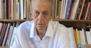 Πέθανε ο ποιητής και ζωγράφος Γιώργος Κακουλίδης