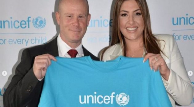 Η Έλενα Παπαρίζου έγινε η πρώτη πρέσβειρα της UNICEF στην Ελλάδα