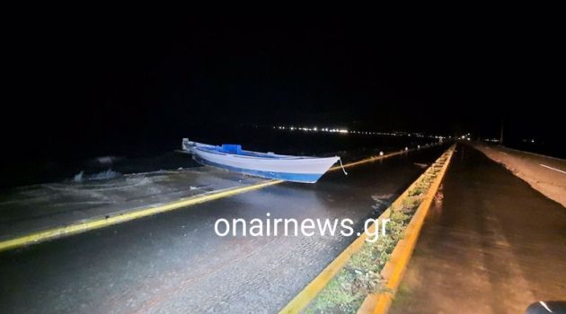 Μεσολόγγι: Βγήκαν οι βάρκες στον δρόμο (Photos)