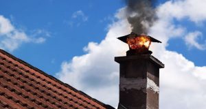 Αγρίνιο: Κινητοποίηση της Πυροσβεστικής Υπηρεσίας για πυρκαγιά σε καμινάδα