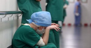 Παράταση στην υποχρεωτικότητα του εμβολιασμού των εργαζομένων σε νοσοκομεία