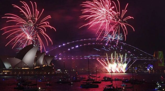 Ήρθε η νέα χρονιά σε Αυστραλία και Νέα Ζηλανδία – Φαντασμαγορική υποδοχή του 2022 (Video)