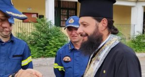 Εύβοια: Ανεμβολίαστος ιερέας, πατέρας πέντε παιδιών, πέθανε από κορωνοϊό