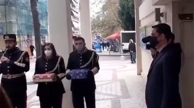 Αγρίνιο: Η Φιλαρμονική Ορχήστρα έψαλλε τα κάλαντα στον Δήμαρχο (Video)