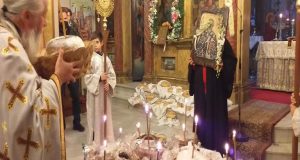 Λιτάνευση της Εικόνας του Αγίου Νικολάου Καλυβίων παραμονή της Εορτής…