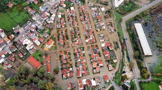 Messolonghi By Locals: Συγκλονιστικές εικόνες από την πλημμυρισμένη πόλη από ψηλά