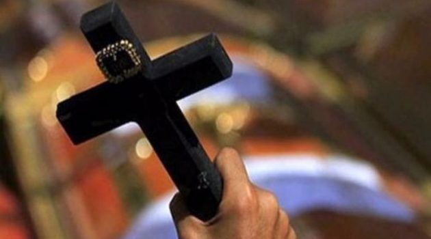Οι «ψεκασμένοι» της Εκκλησίας, ο Μητροπολίτης Κοσμάς και τα εγκλήματα με πρόσχημα την πίστη