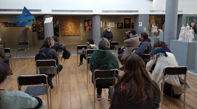 Αγρίνιο: Η Π. Τσουφλίδου μιλά για την ψυχολογία της ζωγραφικής στην Έκθεση Αιτωλ/νων Εικαστικών (Photos)