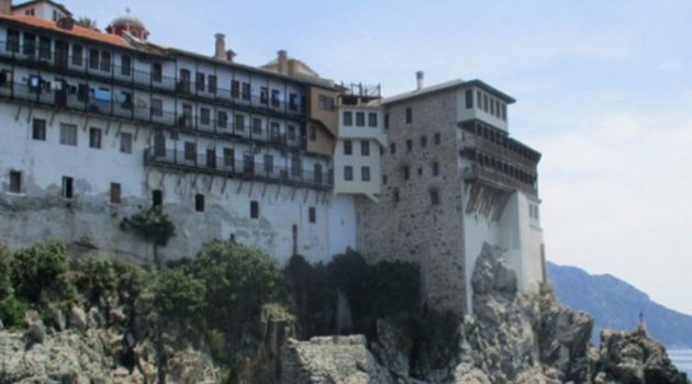Εισαγγελική έρευνα στο Άγιο Όρος: Σαράντα μοναχοί πέθαναν από κορωνοϊό (Video)