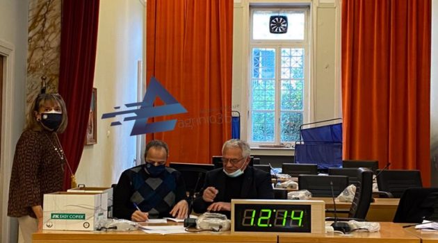 Νέος Πρόεδρος του Δημοτικού Συμβουλίου Αγρινίου ο Νίκος Καζαντζής (Photos)