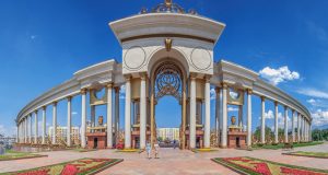 Γιώργος Βαρεμένος: «Τι είδα στην Αλμάτι και στο Καζακστάν»