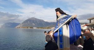 Με λαμπρότητα ο Εορτασμός των Αγίων Θεοφανείων στο Αντίρριο (Video)