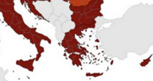 Χάρτες ECDC: Η Όμικρον «ζωγράφισε» βαθύ κόκκινο όλη την Ελλάδα