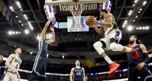 NBA: Επιστροφή στις νίκες για Μπακς με… διπλό Αντετοκούνμπο