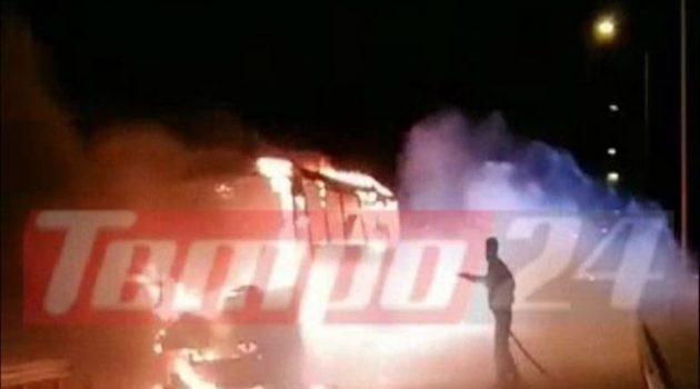 Αχαΐα: Σχολικό λεωφορείο τυλίχθηκε στις φλόγες λίγο πριν παραλάβει μαθητές (Video)