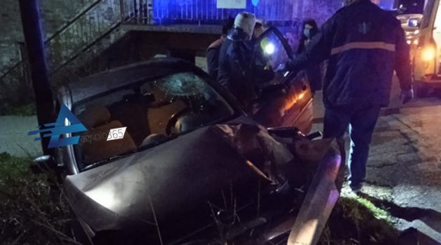 Νεάπολη Αγρινίου: Σοβαρό τροχαίο – Στο Νοσοκομείο ο οδηγός (Photos)