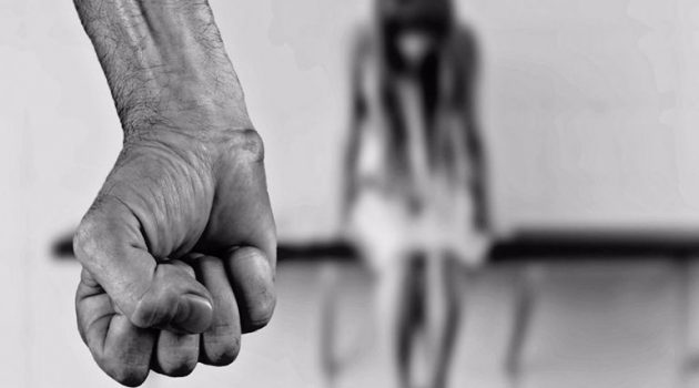 Πάτρα: Επέστρεψε από Ξενώνα κακοποιημένων γυναικών και ξυλοκοπήθηκε από τον σύζυγό της