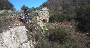 Δ. Ξηρομέρου: Συνεχίζονται οι εργασίες καθαρισμού αρχαιολογικών χώρων