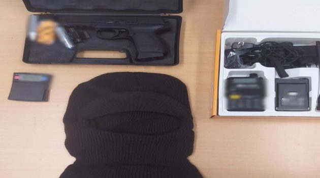 Συνελήφθη άνδρας για ένοπλες ληστείες σε ΕΛ.ΤΑ. και καταστήματα στην Πάτρα (Photos)