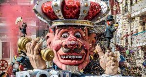 Καρναβάλι της Πάτρας: «Θα πεθάνει στα χέρια μας»