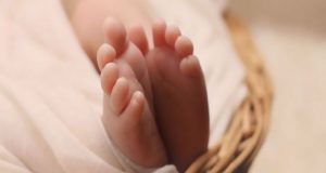Έρευνα: Περισσότεροι θάνατοι από γεννήσεις καταγράφονται πλέον στη χώρα