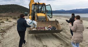 Αμφιλοχία: Δράση καθαρισμού της παραλίας «Αράπης» από το Γυμνάσιο Λουτρού…