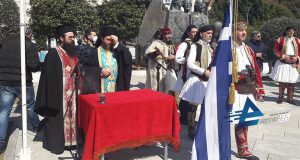 Αγρίνιο: Επιμνημόσυνη Δέηση και Κατάθεση Στεφάνων στην Πλ. Δημάδη (Photos)