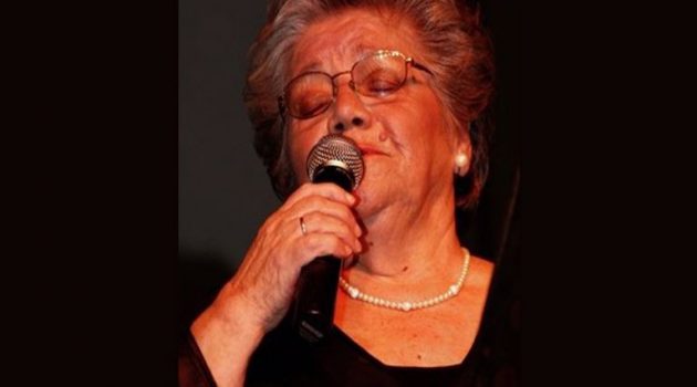 Ειρήνη Κονιτοπούλου – Λεγάκη: Πέθανε η «αρχόντισσα» του νησιώτικου τραγουδιού (Videos)