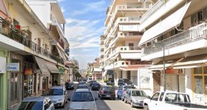 Αγρίνιο: Αντιδρόμιση της οδού Εθνικής Αντιστάσεως – Απομάκρυνση σταθμευμένων οχήματων