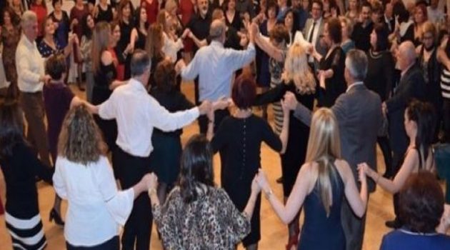 Ο Πολιτιστικός Σύλλογος Ρουμελιώτες μαζί με το Καλλιτεχνοχώρι διοργανώνουν ετήσιο χορό