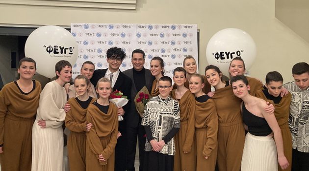 Το Μουσικό Σχολείο Αγρινίου παρουσίασε τη μουσικοθεατρική παράσταση «Φεύγω» (Photos)