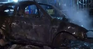 Ασπρόπυργος: Φωτιά σε μάντρα αυτοκινήτων μετά από έκρηξη σε υποσταθμό…