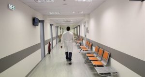 Κορωνοϊός: Τα Νοσοκομεία γεμίζουν, αλλά όχι οι Μ.Ε.Θ.