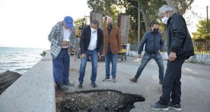 Ρίο: Αποκαθίσταται ο παραλιακός δρόμος (Photo)