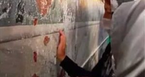 Νέοι βανδαλισμοί στην Αγία Σοφία: Ξύνουν τους τοίχους για να…