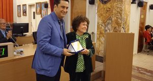 Ο Δ. Αγρινίου τίμησε την Πρόεδρο του Λαογραφικού Μουσείου Αιτωλ/νίας…