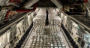 Η.Π.Α.: Το πρώτο φορτίο με 35 τόνους βρεφικού γάλακτος έφτασε…