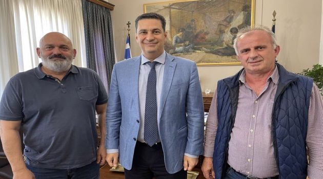 Δημαρχείο Αγρινίου: Ο Γ. Παπαναστασίου συναντήθηκε με τον Γ. Μπελεβώνη και τον Γ. Σωτηρόπουλο