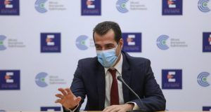 Πλεύρης: «Σύσταση και όχι υποχρεωτικότητα για τη χρήση μάσκας από…