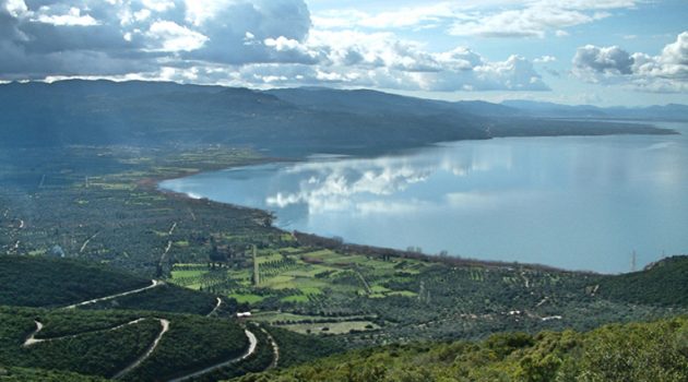 Η Λίμνη Τριχωνίδα ανάμεσα στις «μυθικές» Λίμνες της Ελλάδας (Photos)