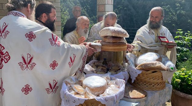 Κοκκινόβρυση Θέρμου: Εορτή της Ανακομιδής του Λειψάνου του Αγίου Θεοδώρου του Στρατηλάτη (Photos)