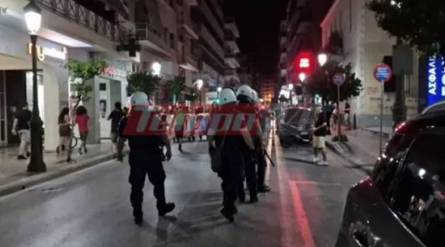 «Πεδίο μάχης» το κέντρο της Πάτρας: Επεισόδια αντιεξουσιαστών με την Αστυνομία (Video – Photos)