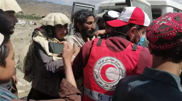 Αφγανιστάν: Διασώστες προσπαθούν να προσεγγίσουν κατεστραμμένες περιοχές από τον Σεισμό