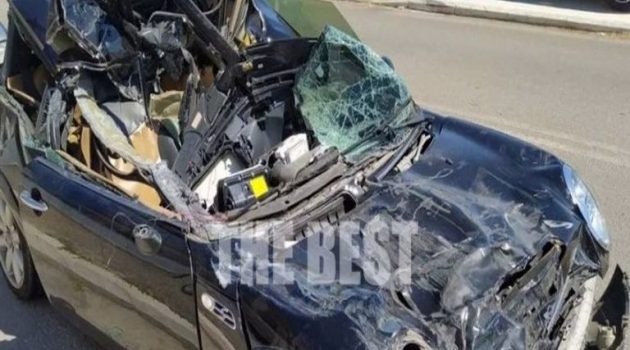 Απίστευτο τροχαίο στην Παναγοπούλα: Κι όμως ο οδηγός έζησε και είναι ελαφρά τραυματίας! (Photos)