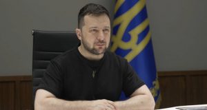 Μήνυμα Ζελένσκι από άγνωστη τοποθεσία: «Η Ουκρανία θα επικρατήσει σίγουρα…