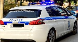 Βίαια ληστεία σε βάρος πεζής στο Αίγιο