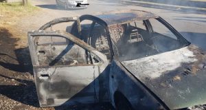 Νεάπολη: Αυτοκίνητο έπιασε φωτιά εν κινήσει και κάηκε ολοσχερώς –…