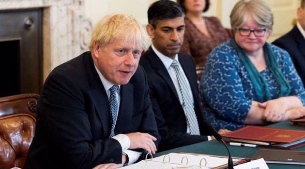 Βρετανία: Νέες παραιτήσεις από την κυβέρνηση Τζόνσον- Εκτός και ο υφυπουργός Παιδείας